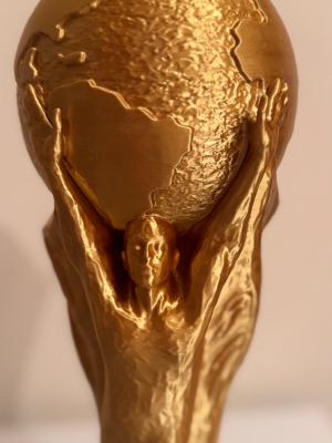 Réplica Premium da Taça do Mundo Fifa World Cup (Tamanho Real) 38,5 cm - Image 2